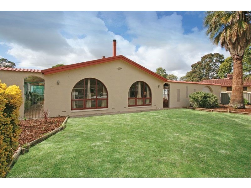 13 Cairney Place, Paralowie SA 5108