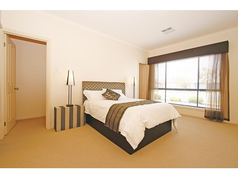 25 Springbank Boulevard, Burton SA 5110