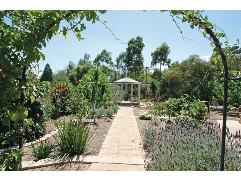 32 Taylor Avenue, Salisbury Heights SA 5109