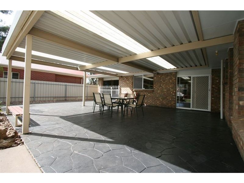 61 Goodall Crescent, Salisbury SA 5108