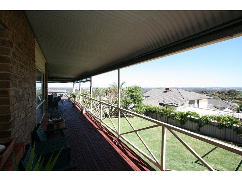 33 Williams Road, Hillbank SA 5112