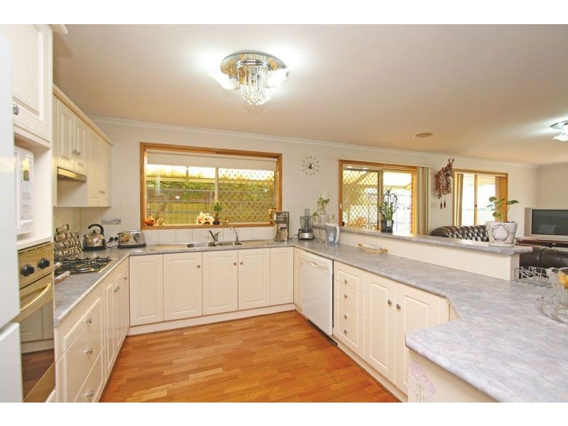 21 Chelmsford Avenue, Salisbury Heights SA 5109