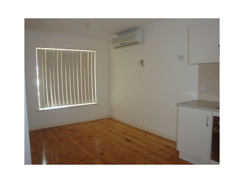 27 Universal Road, Salisbury Downs SA 5108