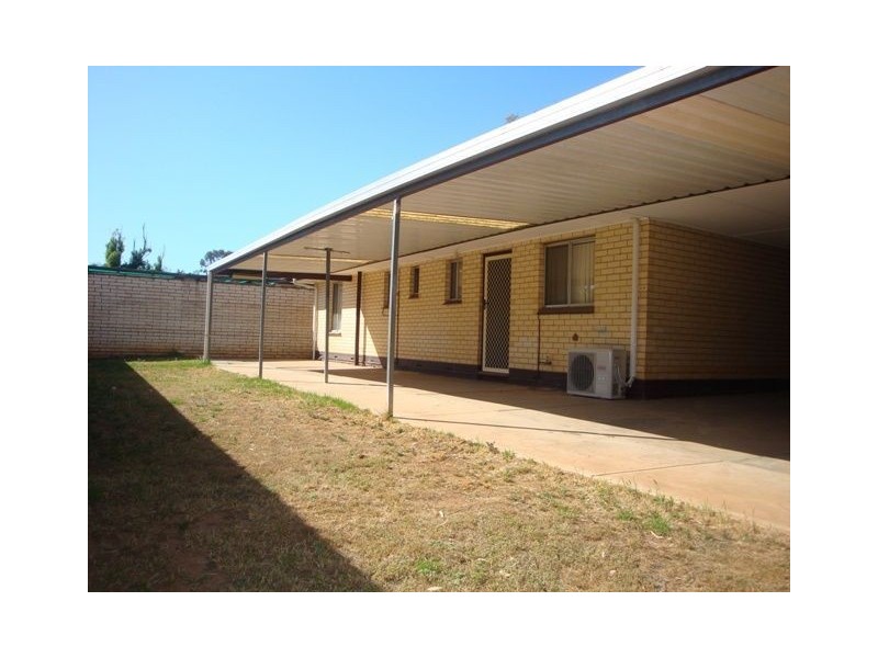 27 Universal Road, Salisbury Downs SA 5108