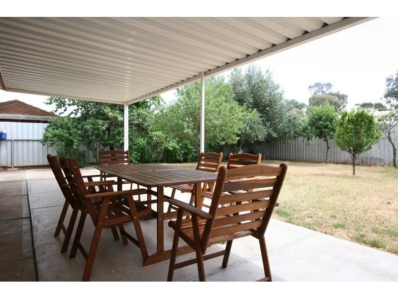 5 Briony Way, Paralowie SA 5108