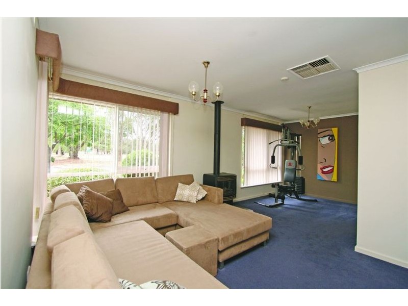 9 Engel Drive,, Salisbury East SA 5109
