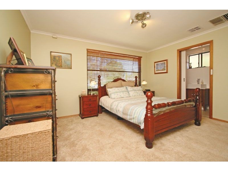 13 Riversdale Drive, Salisbury Park SA 5109