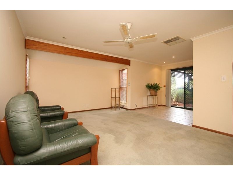 57a Cambridge Terrace, Hillbank SA 5112