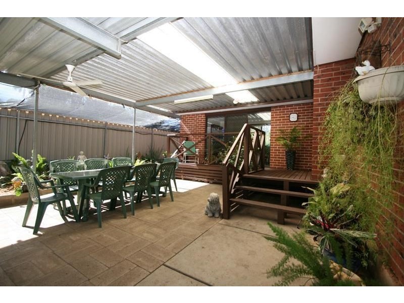 2 Paginton Cres, Elizabeth East SA 5112