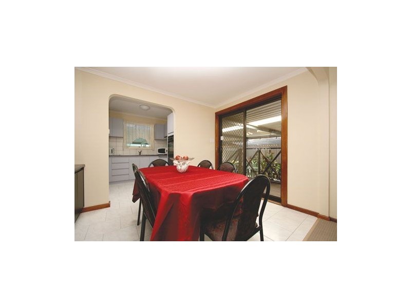 2 Paginton Cres, Elizabeth East SA 5112