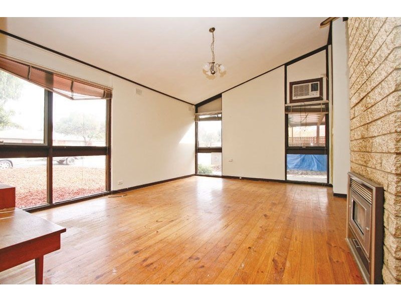 18 Coach Street, Salisbury East SA 5109