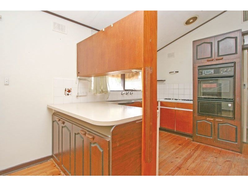 18 Coach Street, Salisbury East SA 5109