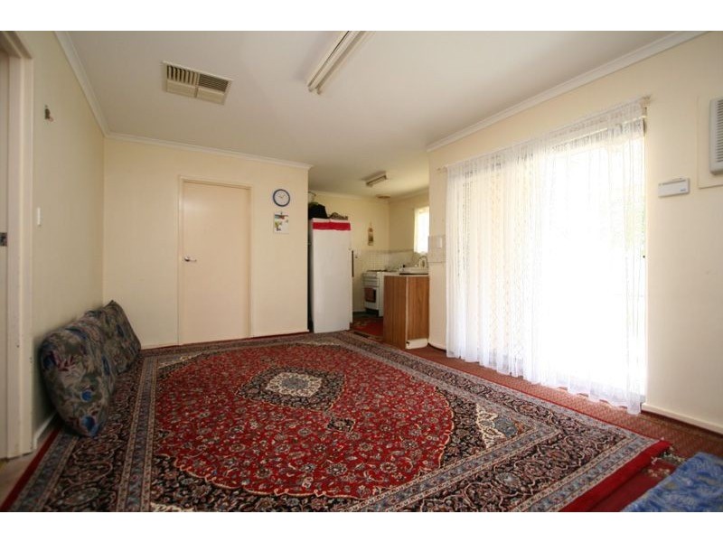 8 Daubney Court, Salisbury Downs SA 5108