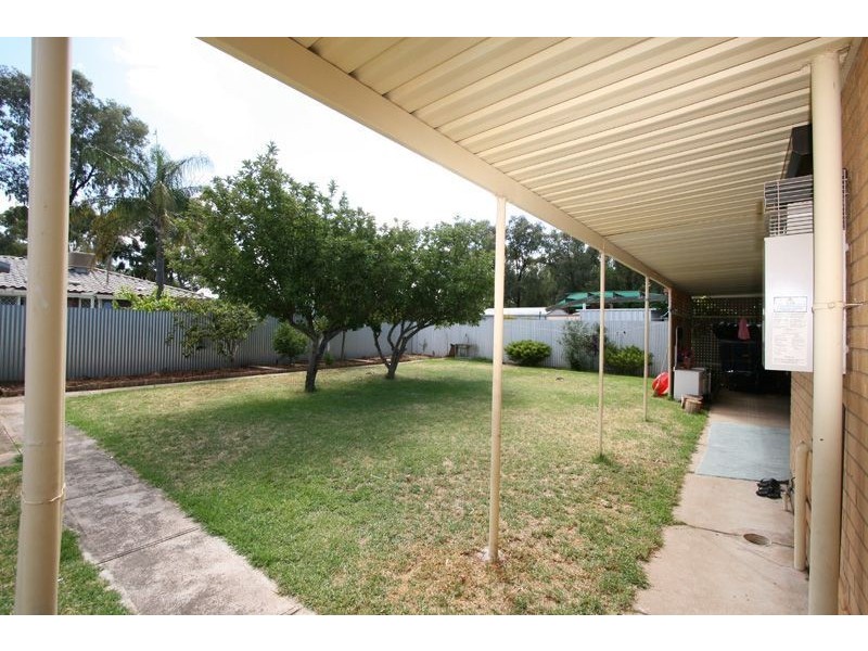 8 Daubney Court, Salisbury Downs SA 5108