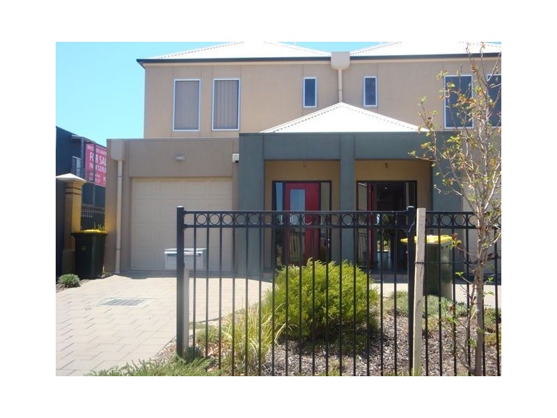 2/35 Warehouse Lane, Mawson Lakes SA 5095
