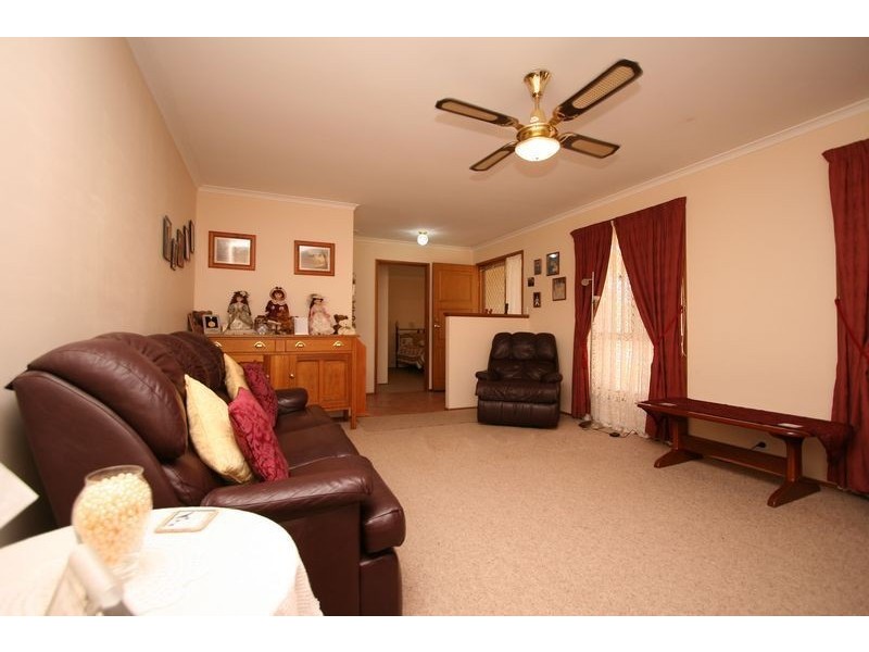 23 Oak Avenue, Burton SA 5110