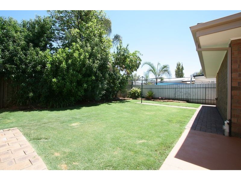 23 Oak Avenue, Burton SA 5110