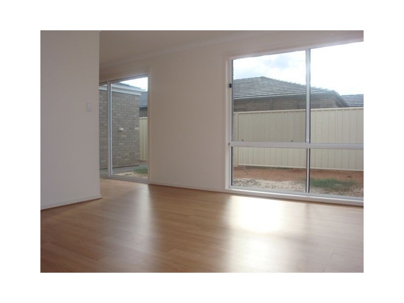 14 Overlander Way, Smithfield SA 5114