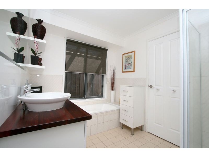 1 Holmefield Court, Parafield Gardens SA 5107