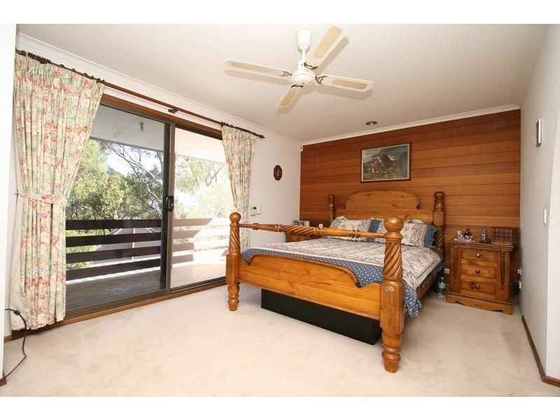 18 Annesley Close, Salisbury Heights SA 5109