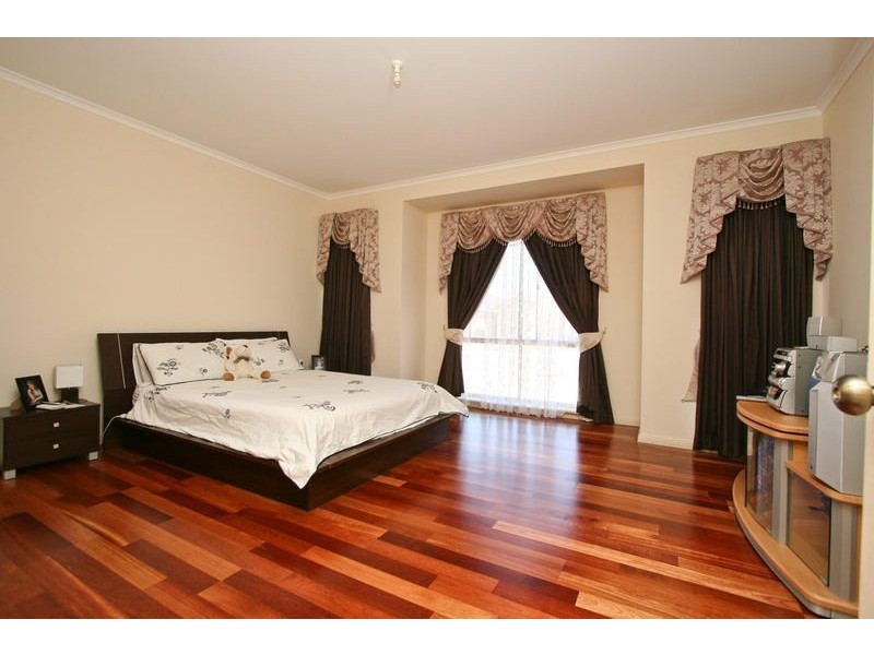 36 Waterside Drive, Burton SA 5110