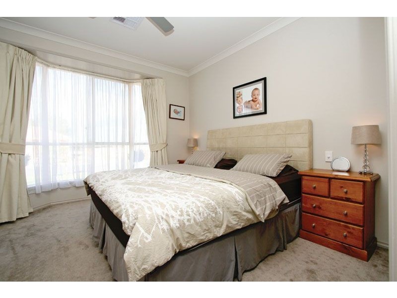 6 Martinwood Close, Burton SA 5110