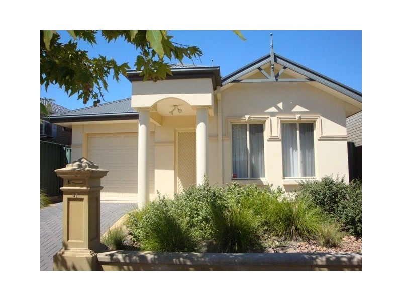 37 Grasswren Way, Mawson Lakes SA 5095