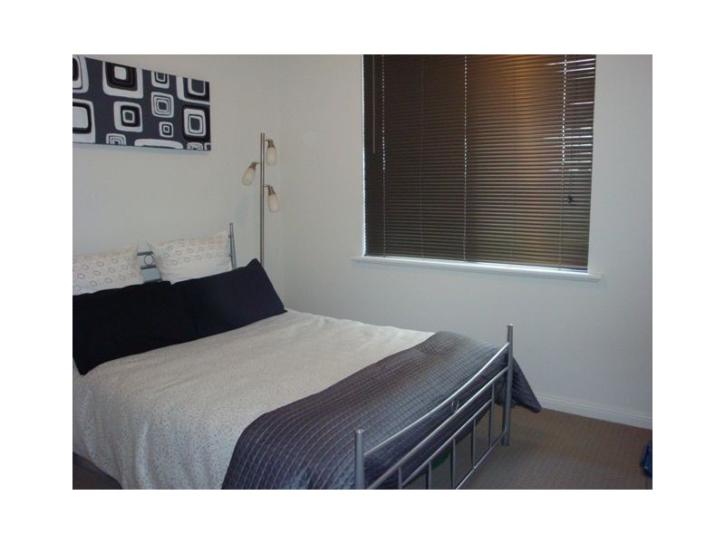 37 Grasswren Way, Mawson Lakes SA 5095