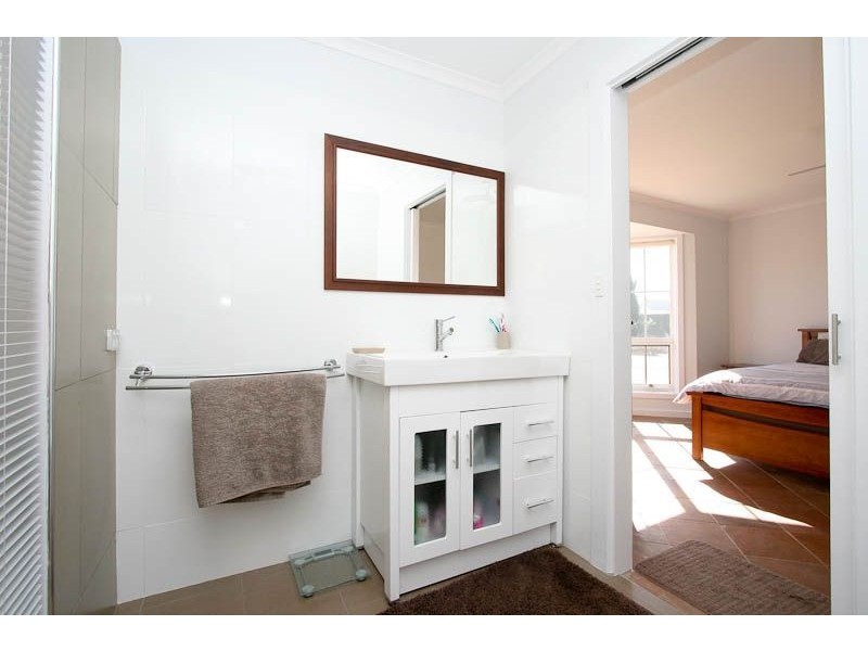 8 Whitelaws Court, Angle Vale SA 5117