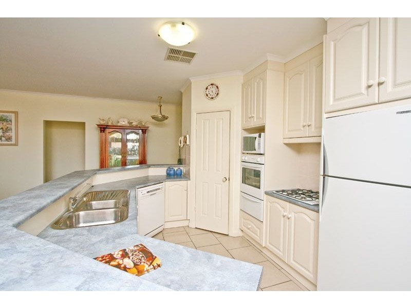 7 Bartlett Court, Golden Grove SA 5125