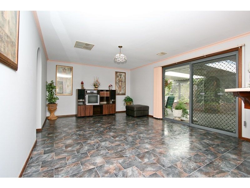 27 Burdett Drive, Paralowie SA 5108