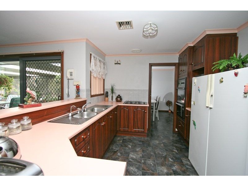 27 Burdett Drive, Paralowie SA 5108