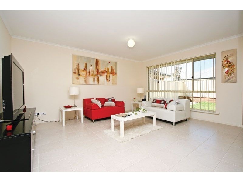 14 Lakeridge Cct, Burton SA 5110