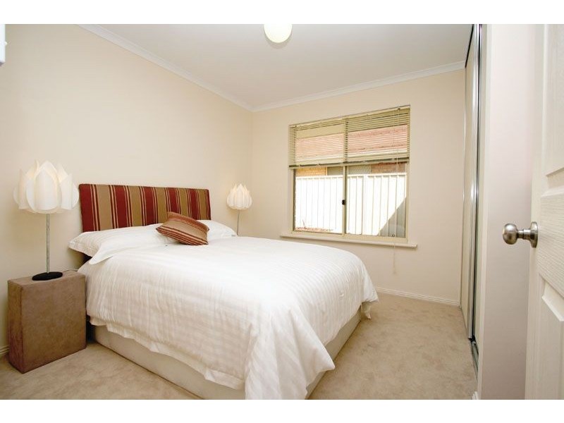 14 Lakeridge Cct, Burton SA 5110