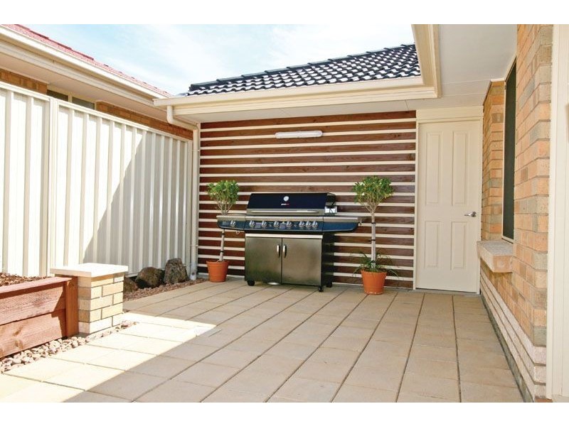 14 Lakeridge Cct, Burton SA 5110