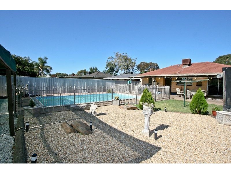 27 Wellington Avenue, Parafield Gardens SA 5107