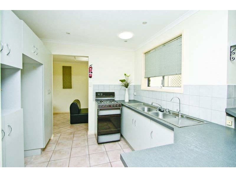 3 Watkin St, Parafield Gardens SA 5107