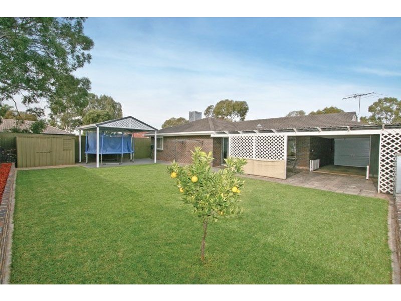 3 Watkin St, Parafield Gardens SA 5107