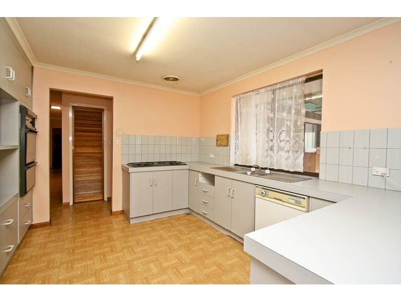 26 Fairbanks Drive, Paralowie SA 5108