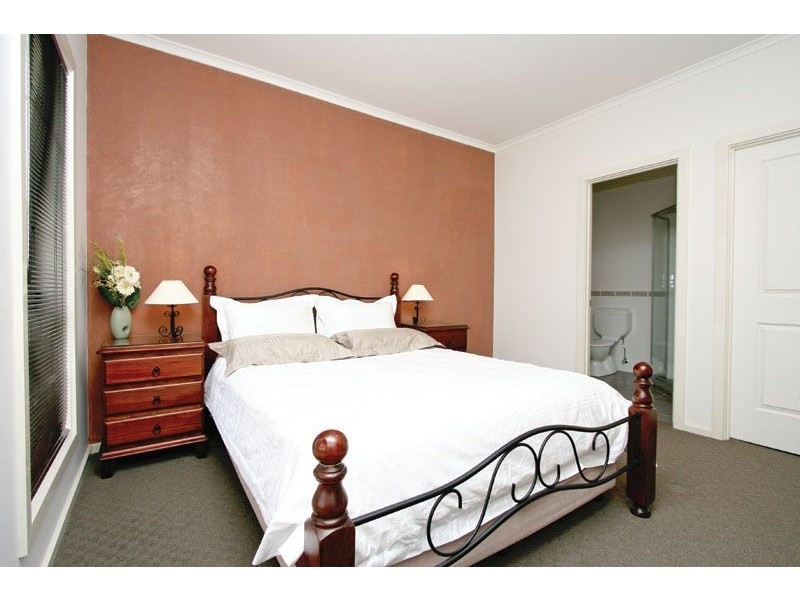 10 Royal Road, Salisbury Downs SA 5108