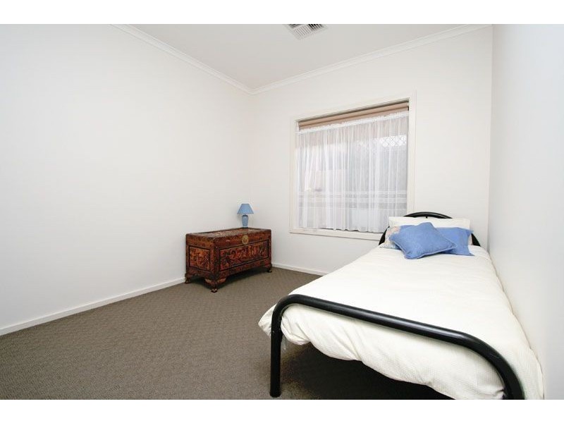 10 Royal Road, Salisbury Downs SA 5108