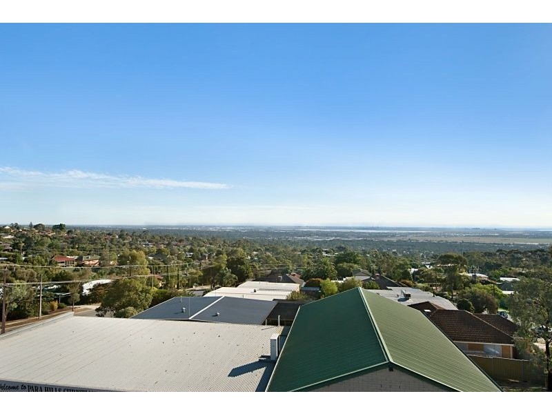 2 McGowan Road, Para Hills SA 5096