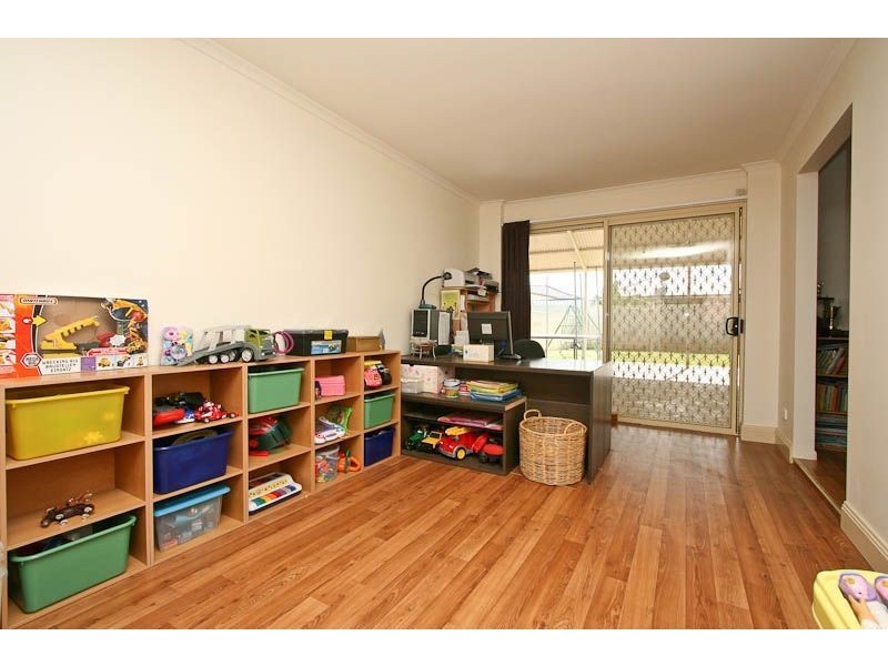 1 Hampshire Street, Burton SA 5110