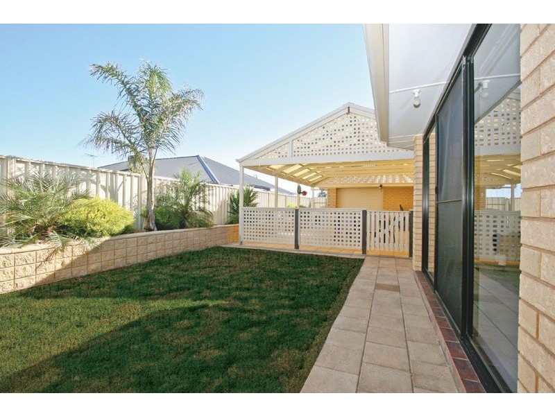 21 Lakeridge Cct, Burton SA 5110