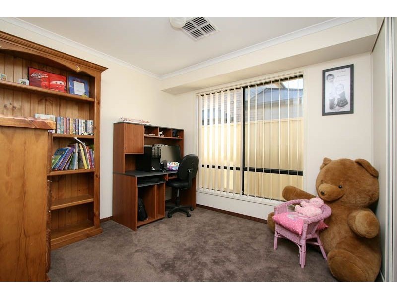 21 Lakeridge Cct, Burton SA 5110