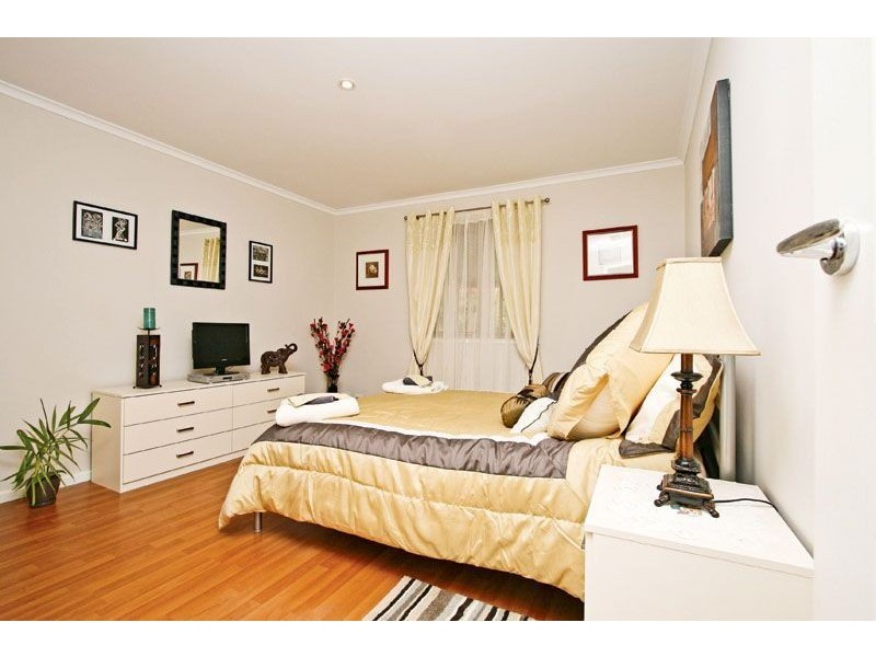 18 Blackburn Road, Hillbank SA 5112