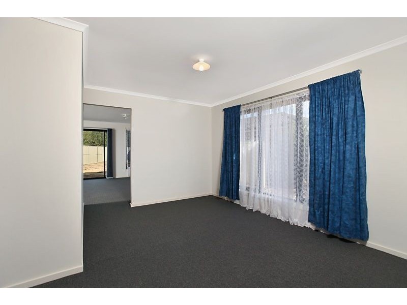 4 Blossom Court (Direk), Burton SA 5110