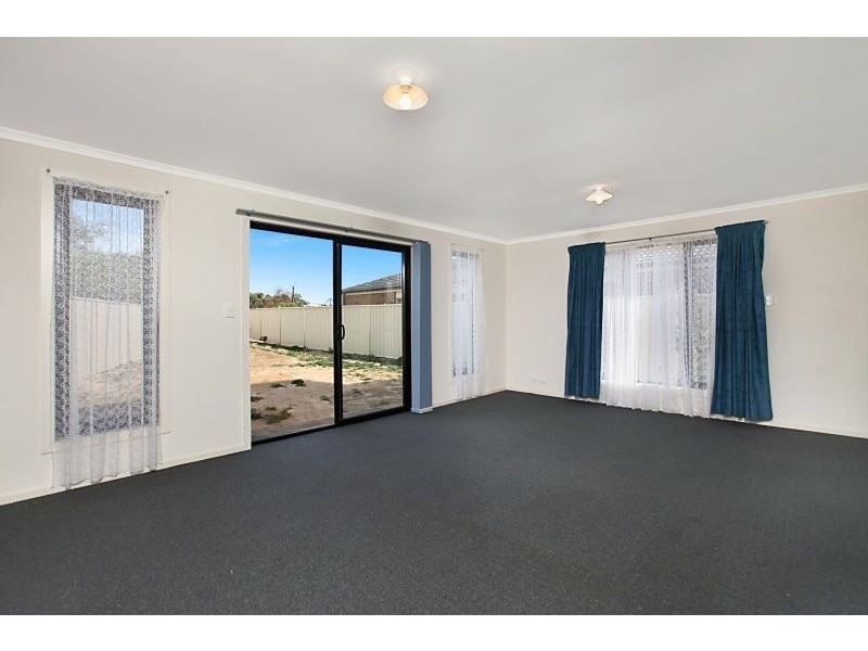 4 Blossom Court (Direk), Burton SA 5110