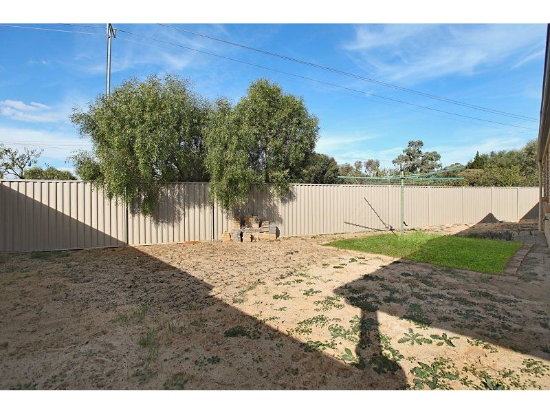 4 Blossom Court (Direk), Burton SA 5110