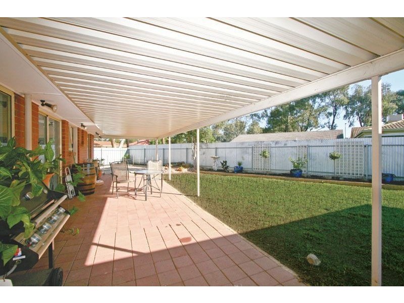 17 Lennox Drive, Paralowie SA 5108